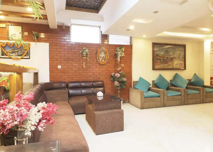 Oyo 160 Shraddha Palace 2*